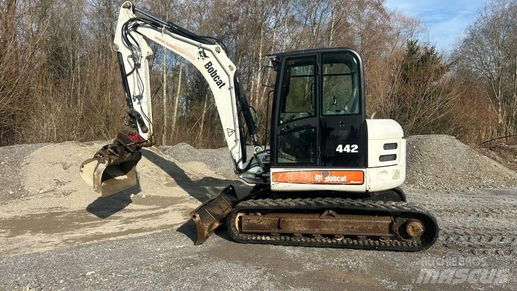 Bobcat 442 B Средни екскаватори 7т - 12т