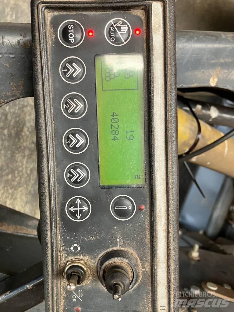 Vicon RF135 Balepack Сламопреси за кръгли бали

