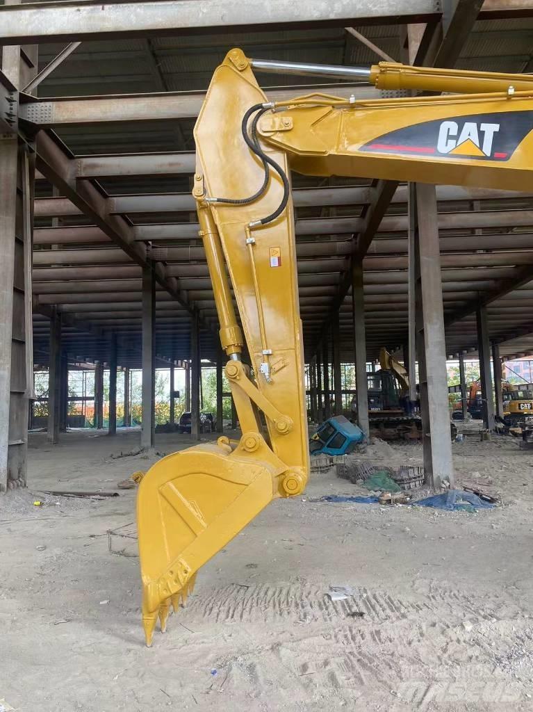 CAT 320 C Верижен екскаватор