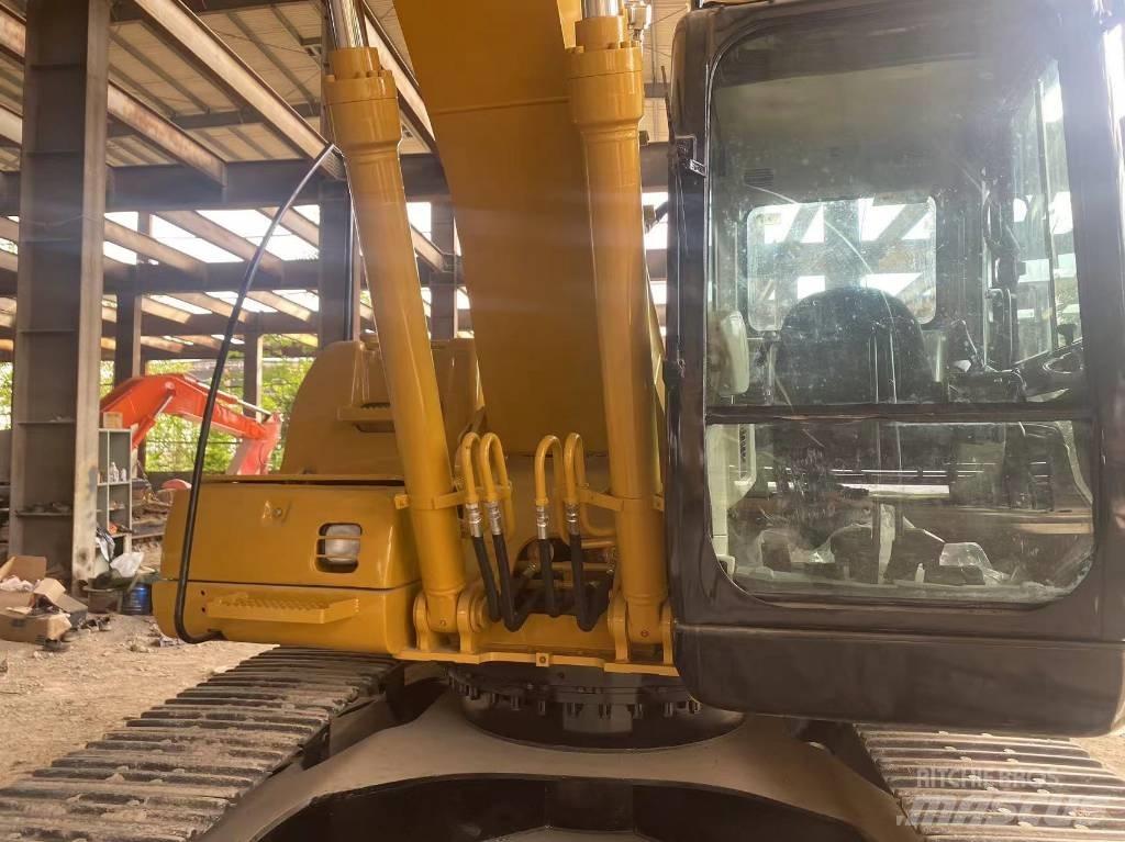 CAT 320 C Верижен екскаватор
