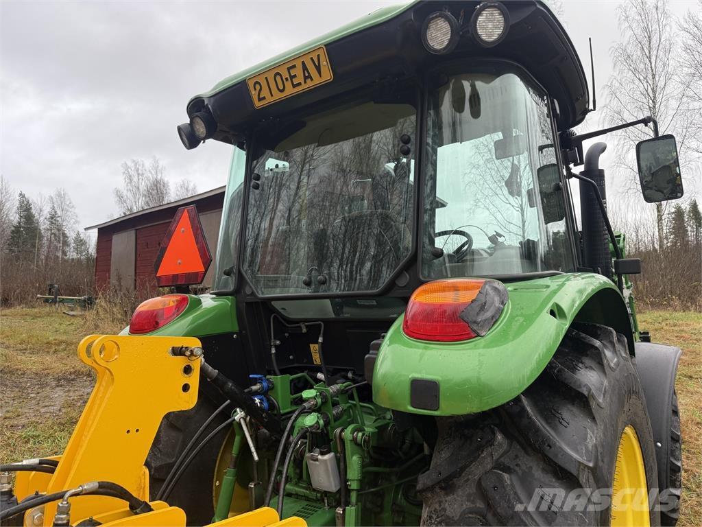 John Deere 5058E Компактни трактори