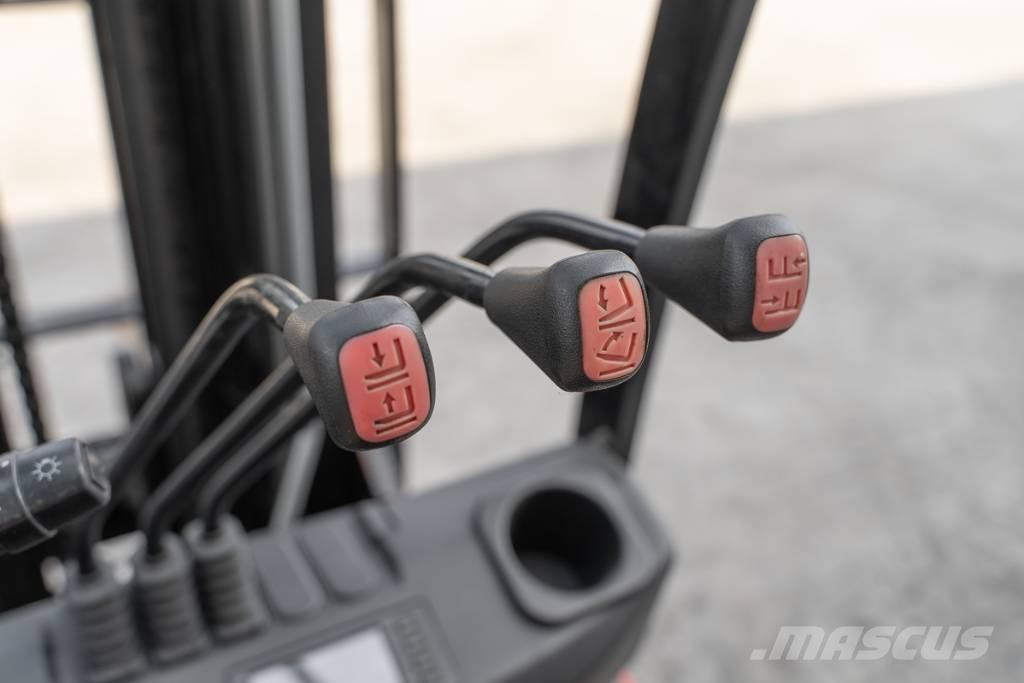 Manitou MI 25 D Дизелови камиони
