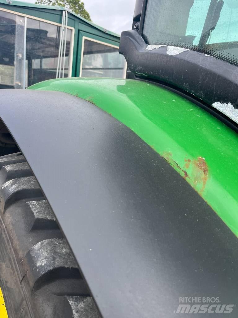 John Deere 6105 R Трактори
