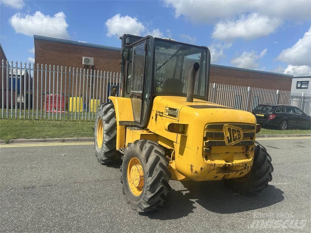 JCB 926 4x4 Камиони за херавни местности