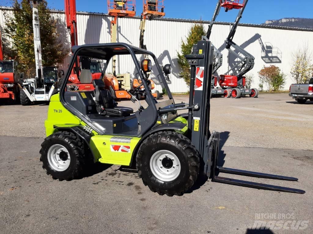 Agrimac TW20-4KL Камиони за херавни местности