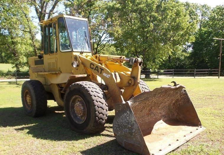 CAT 926 E Колесни товарачи