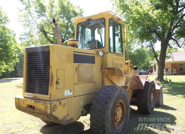 CAT 926 E Колесни товарачи