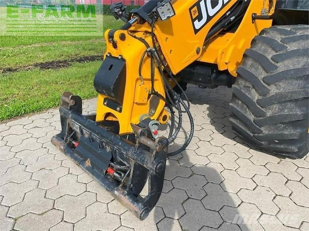 JCB tm 220 - 40 km/h Телескопични товарачи за селското стопанство