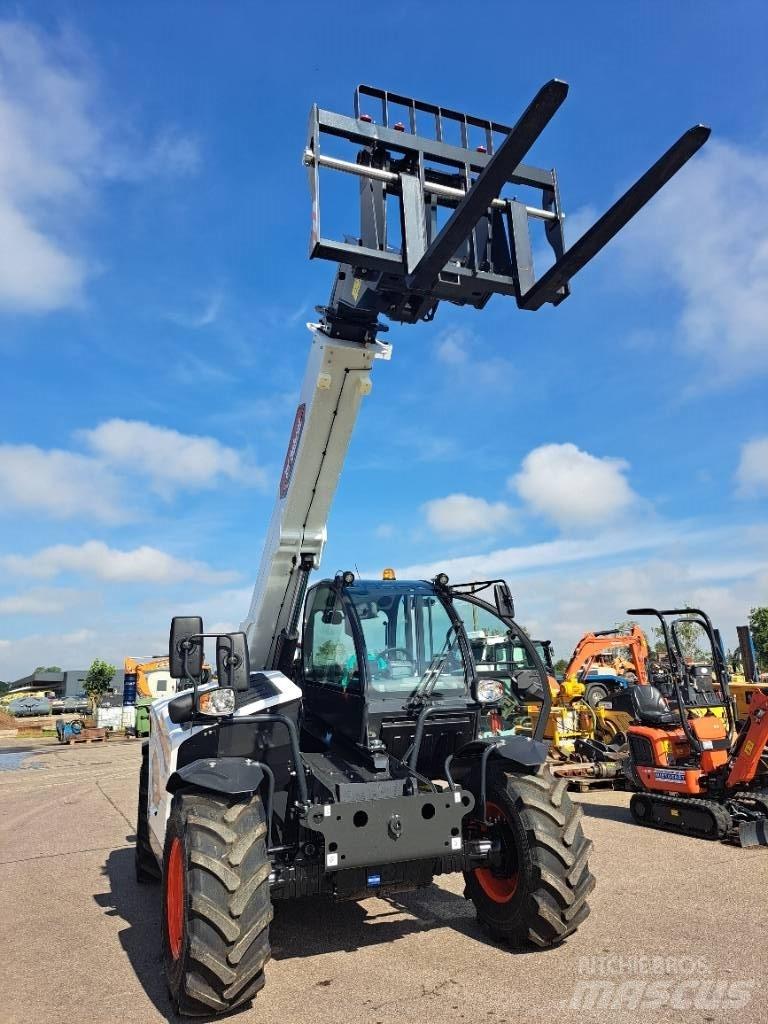 Bobcat T 35105 Телескопични товарачи