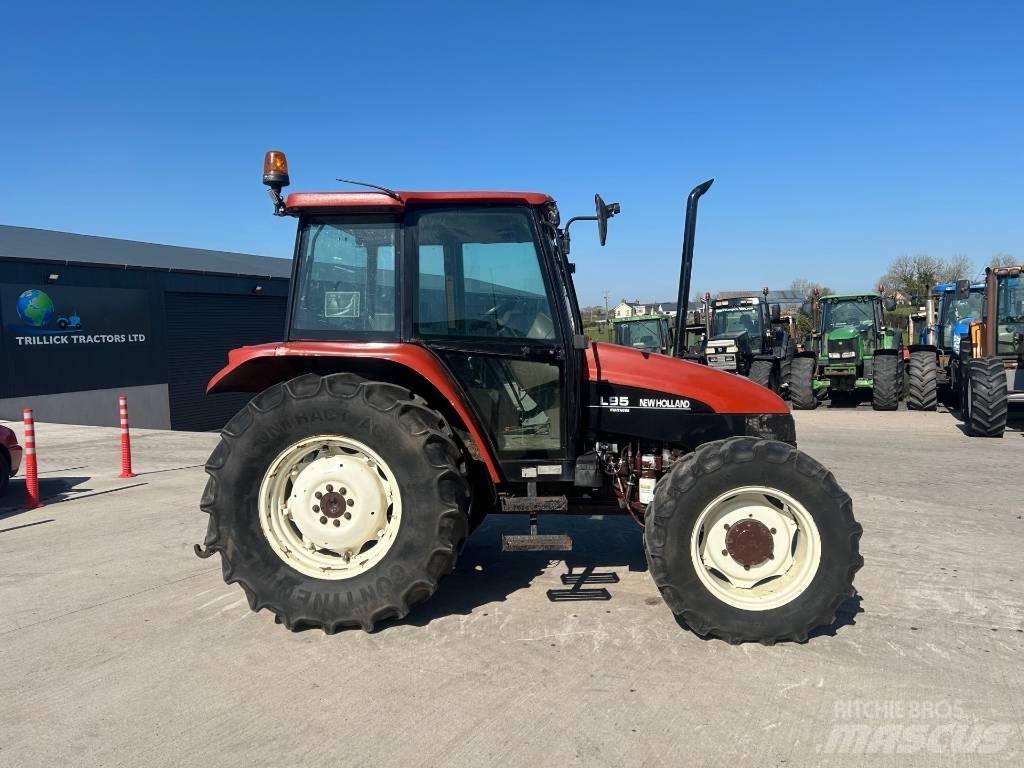 New Holland L 95 Трактори
