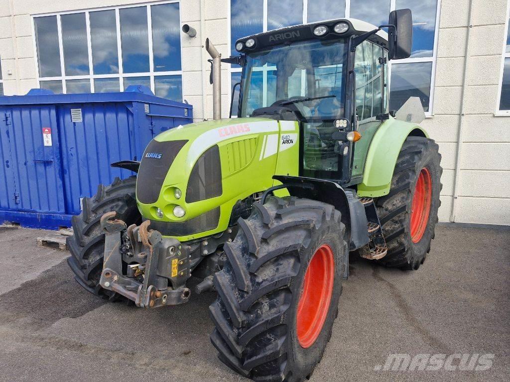 CLAAS Arion 640 Трактори