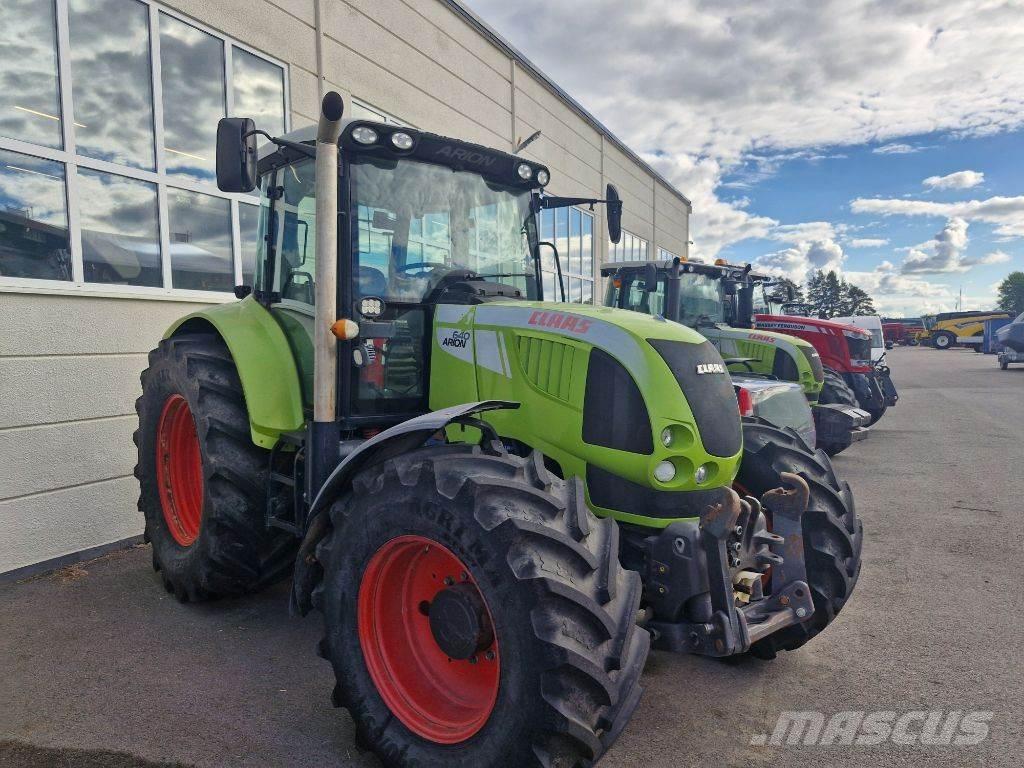 CLAAS Arion 640 Трактори