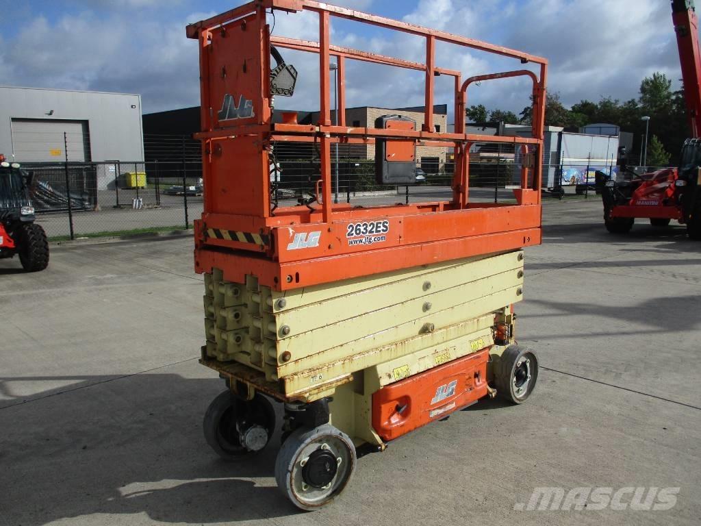 JLG 2632 ES  (081) Ножични работни платформи