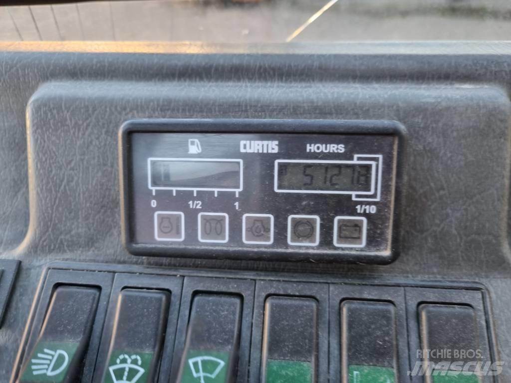 HTF Diesel Truck Комунални съоражения