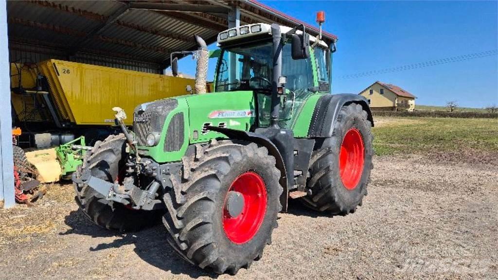 Fendt Vario 820 Трактори