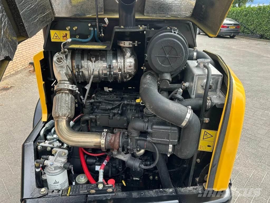 Gehl AL550 Колесни товарачи