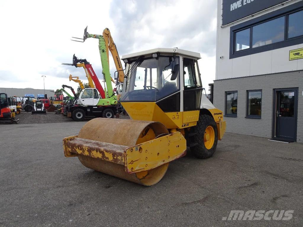 Dynapac CA152D Пневматични гумени  ролки
