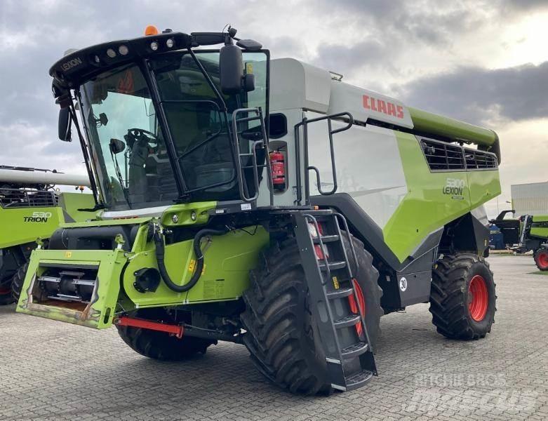 CLAAS LEXION 5300 Комбайни