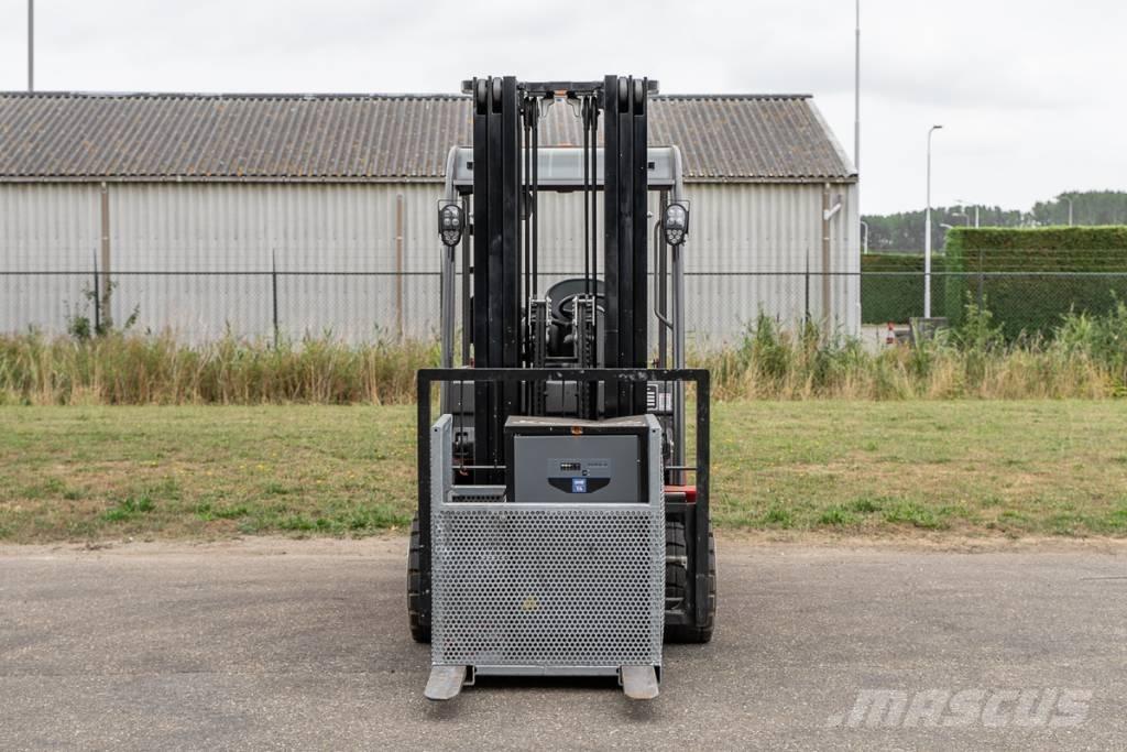 Manitou ME 435 Електрически вилични кари-повдигачи