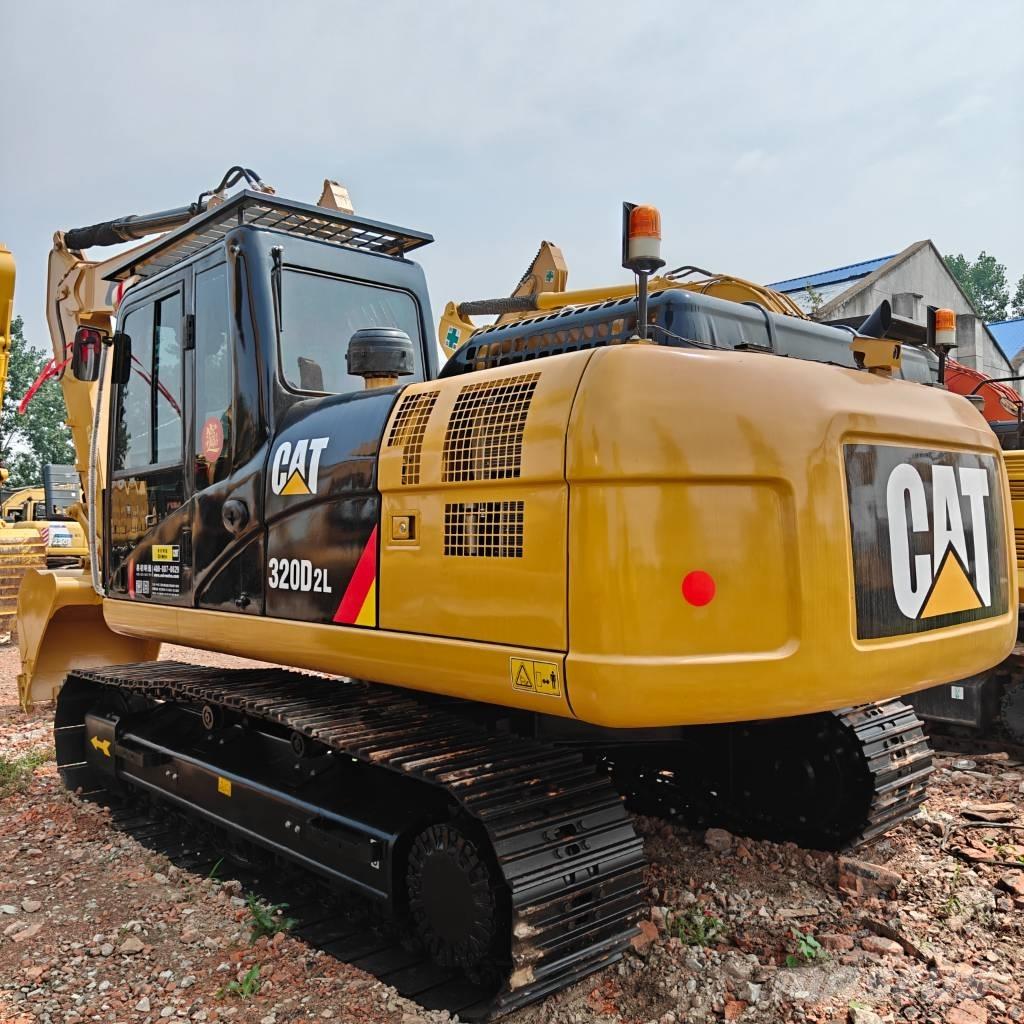 CAT 320D2L Верижен екскаватор