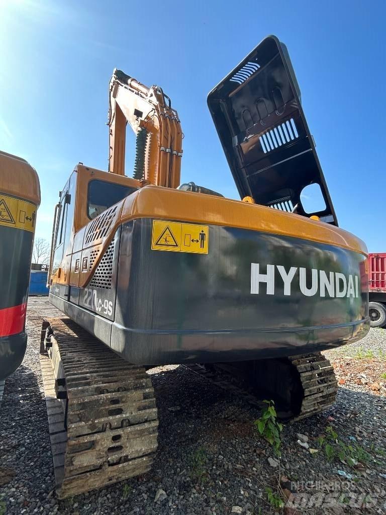 Hyundai 220LC-9S Верижен екскаватор