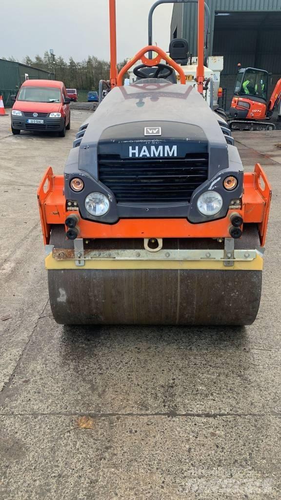 Hamm HD 12 VV Двойни барабанни ролки
