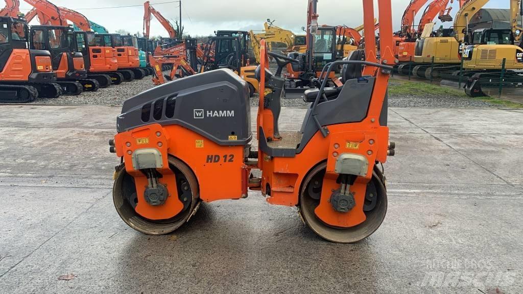 Hamm HD 12 VV Двойни барабанни ролки
