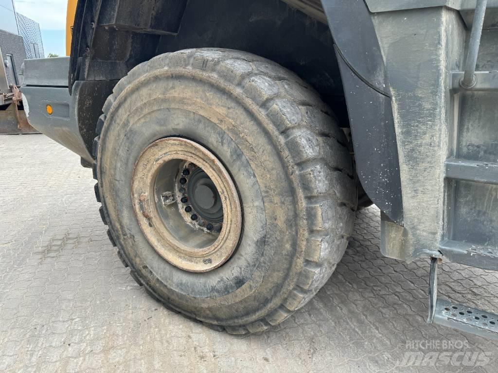 Liebherr L580 Колесни товарачи