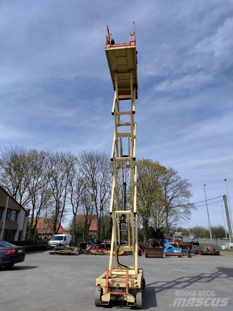 JLG 2646 E 3 Ножични работни платформи