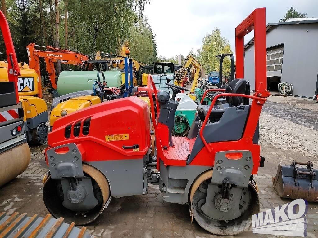 Hamm HD 12 VV Двойни барабанни ролки

