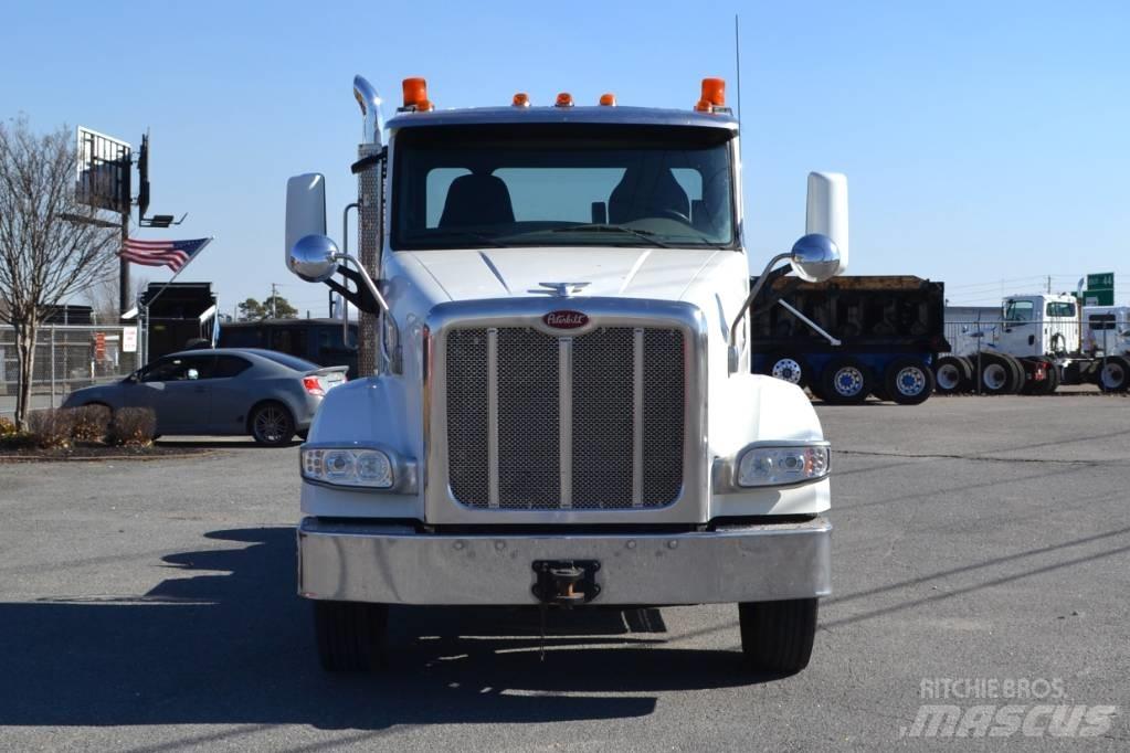 Peterbilt 567 Влекачи