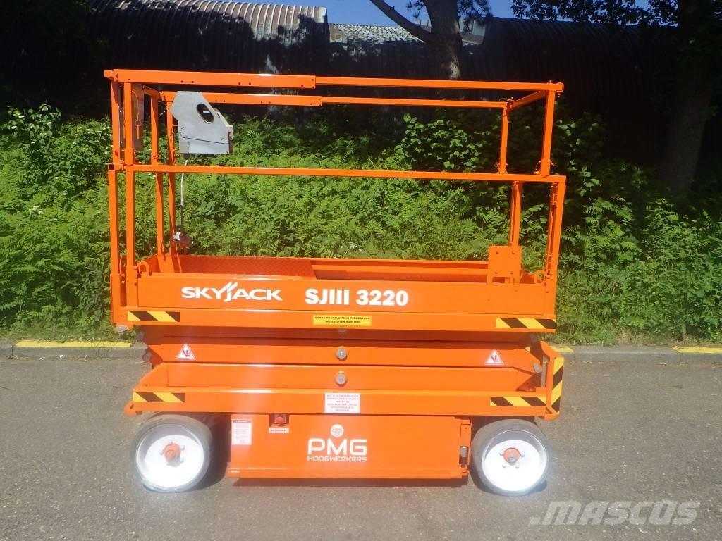 SkyJack SJ3220 Ножични работни платформи