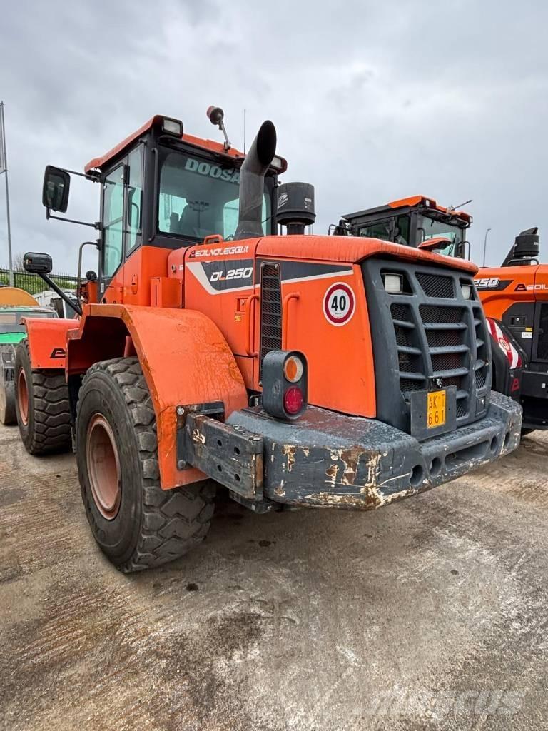 Doosan DL 250 Колесни товарачи