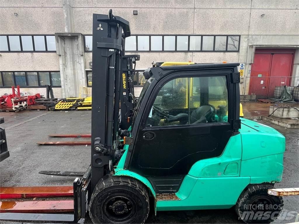 Mitsubishi FD50NT Дизелови камиони
