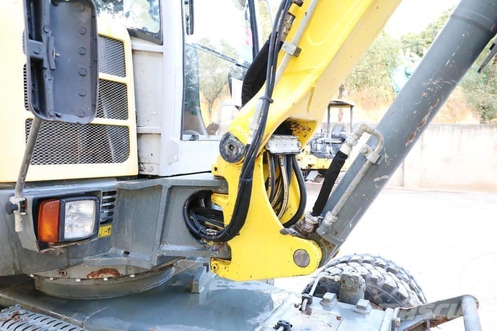 Wacker Neuson 6503 Колесни екскаватори