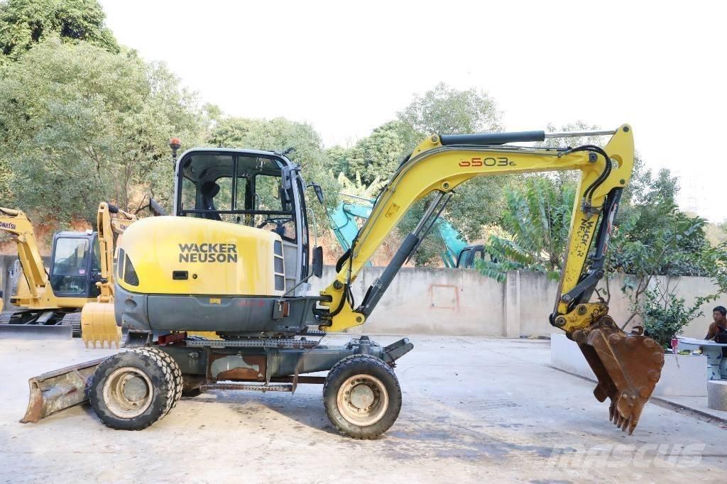 Wacker Neuson 6503 Колесни екскаватори