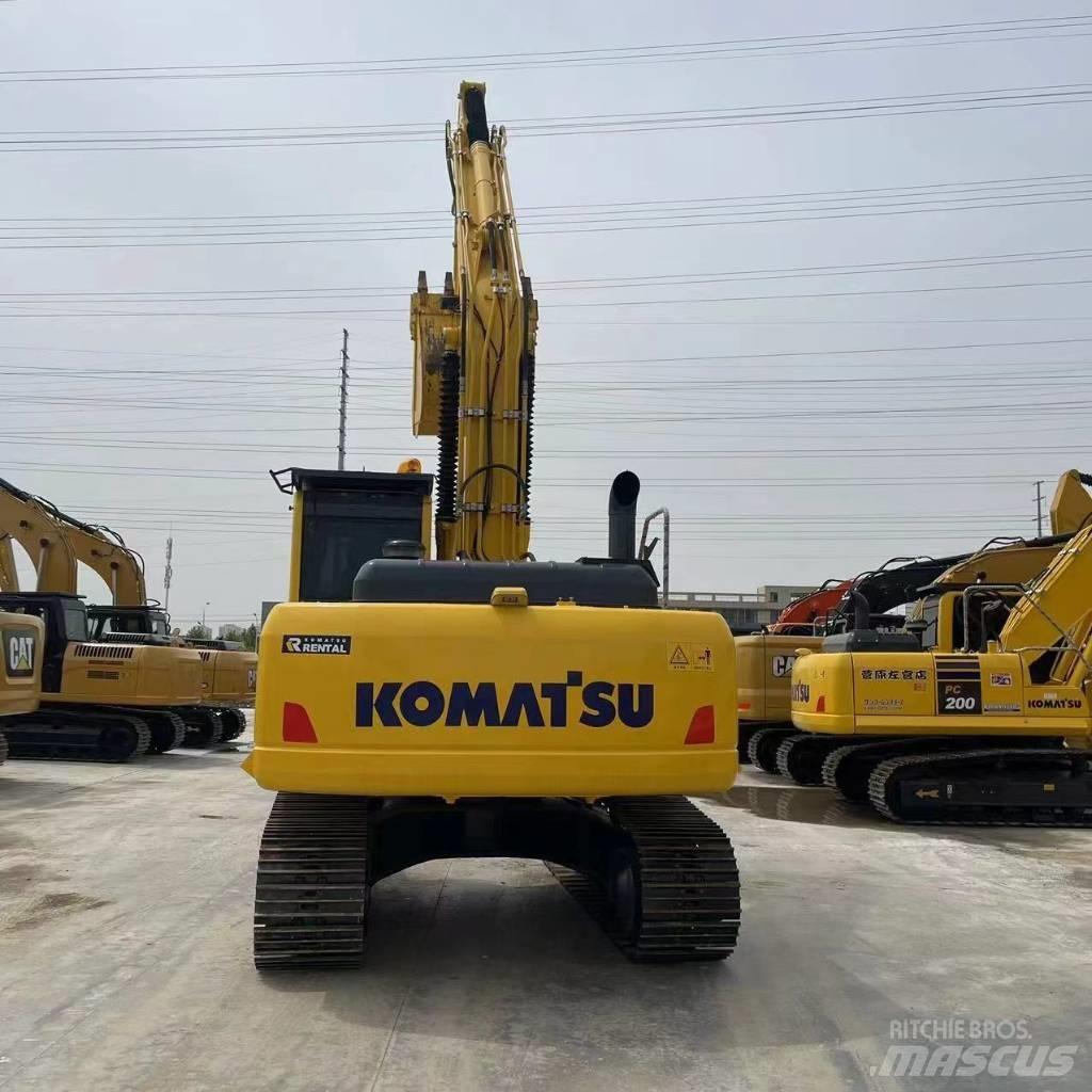 Komatsu PC200 Верижен екскаватор