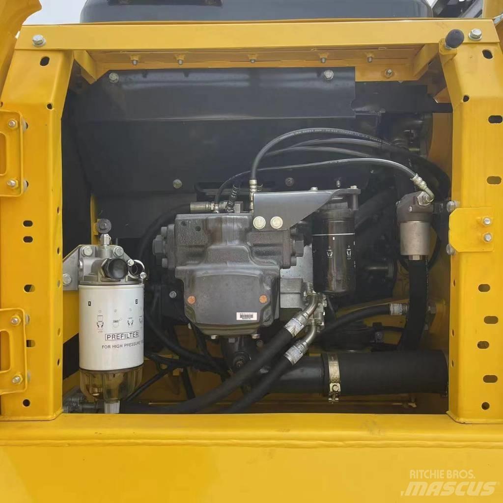 Komatsu PC200 Верижен екскаватор