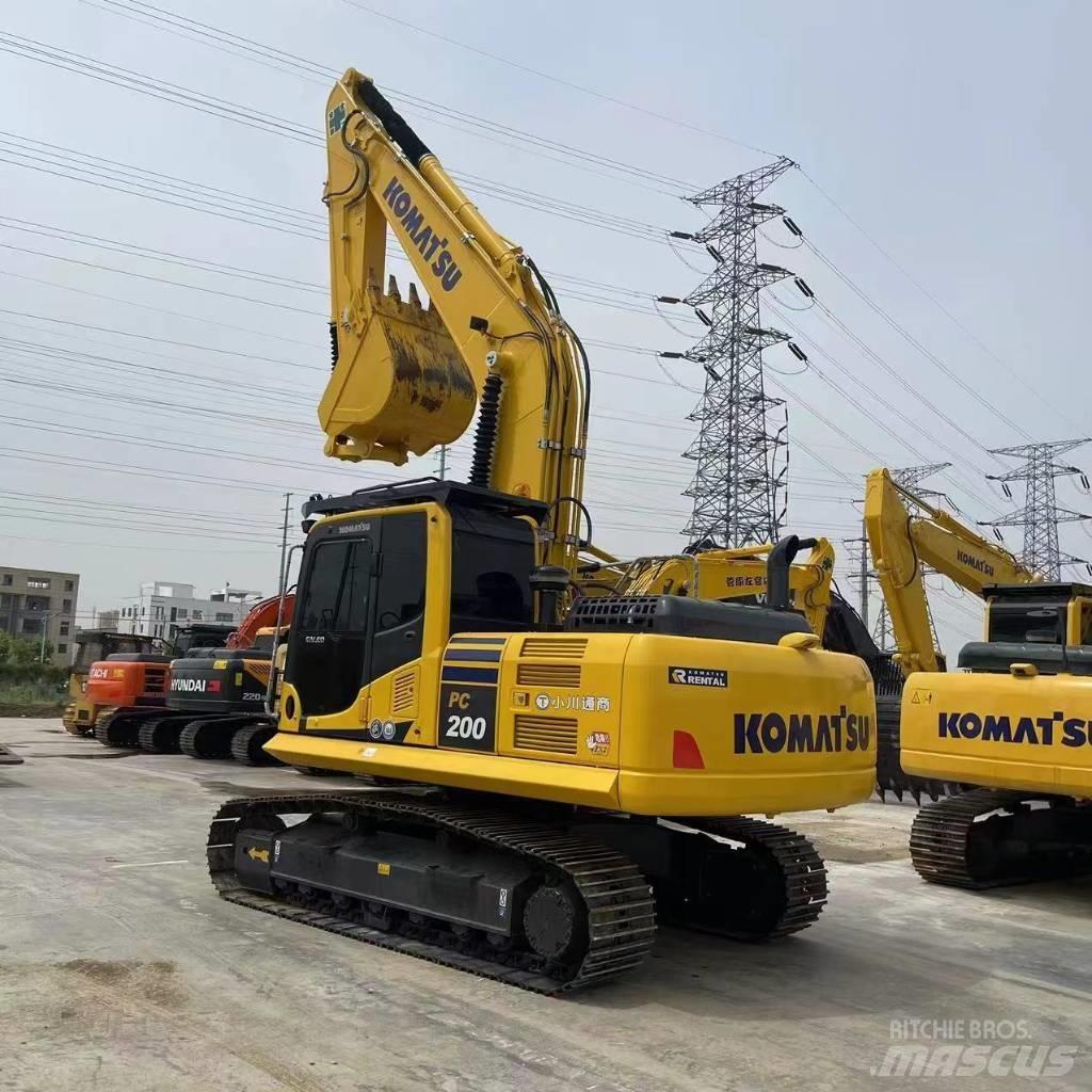 Komatsu PC200 Верижен екскаватор