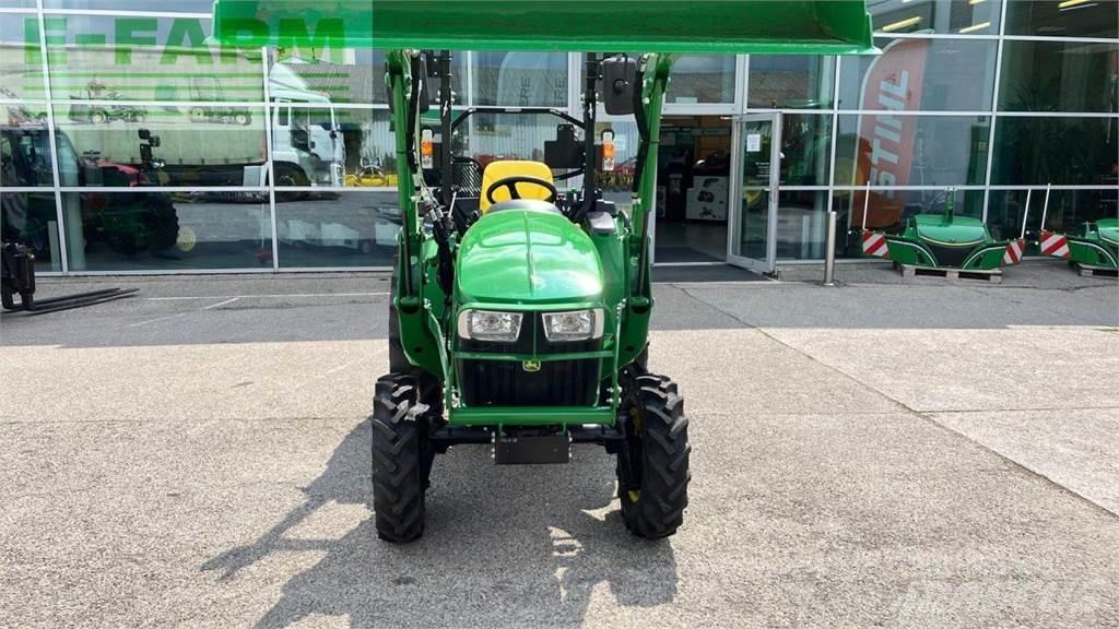 John Deere 3025E Трактори