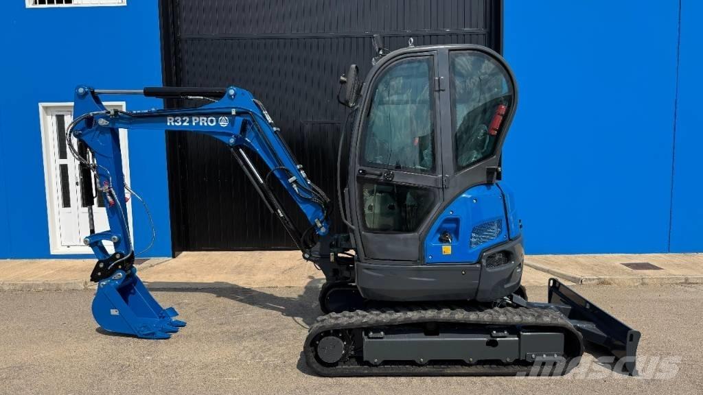 Rippa R32 PRO Мини екскаватори < 7 т