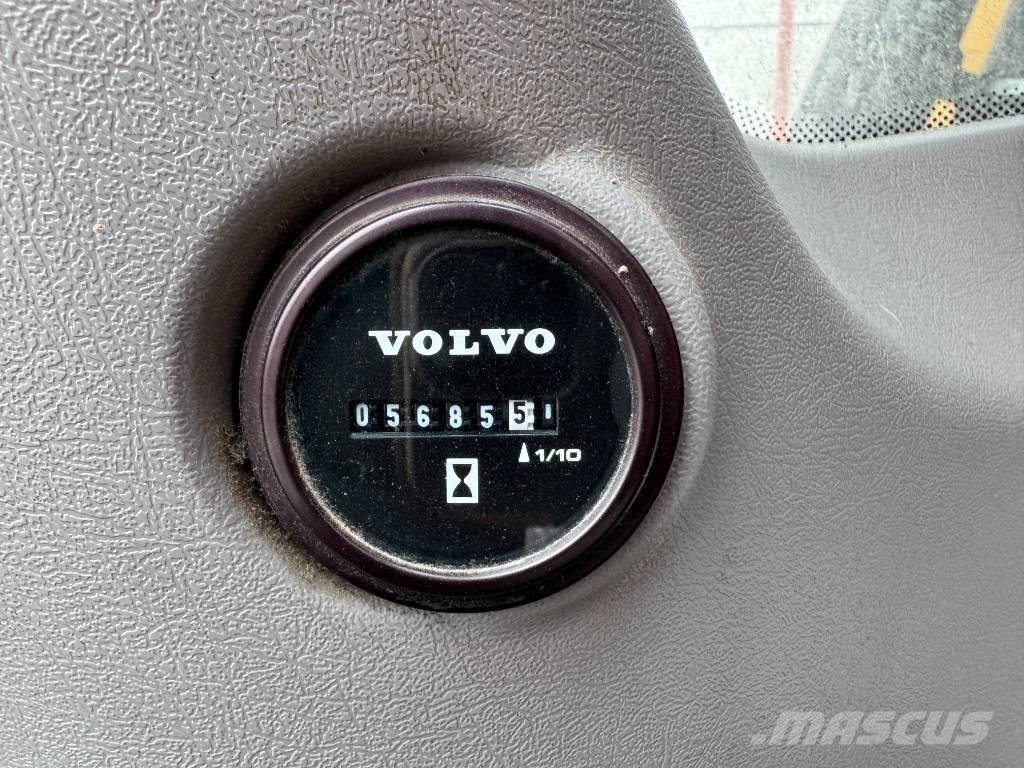 Volvo EWR 150 E Колесни екскаватори