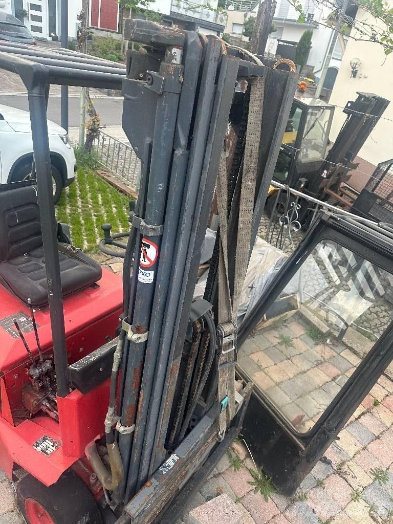 Linde E 16 S Електрически вилични кари-повдигачи