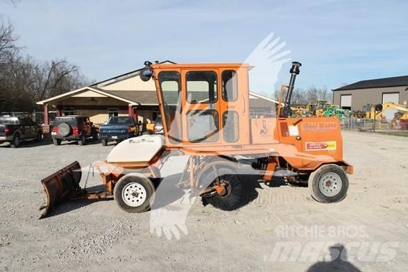 Broce KR350 Автоматични метачки с четки