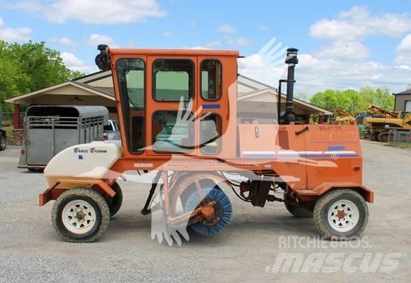 Broce KR350 Автоматични метачки с четки