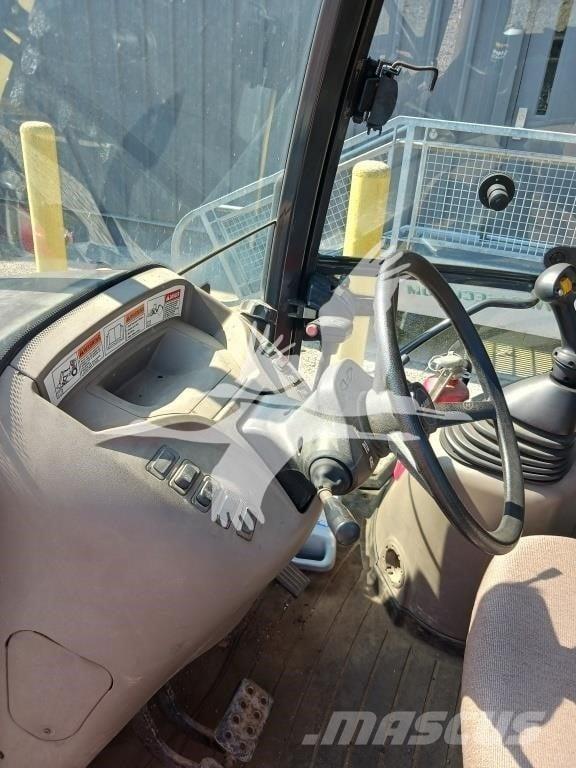 CASE 580N Товарач със заден ексватор