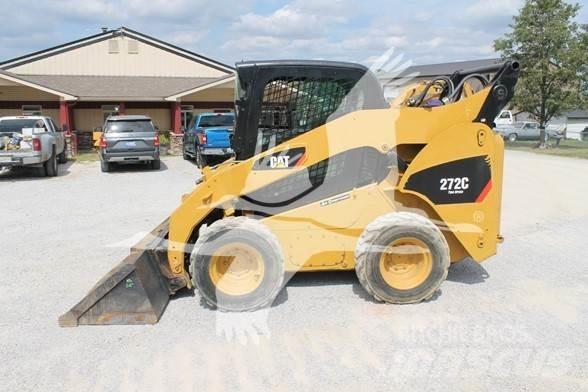 CAT 272C Мини товарачи
