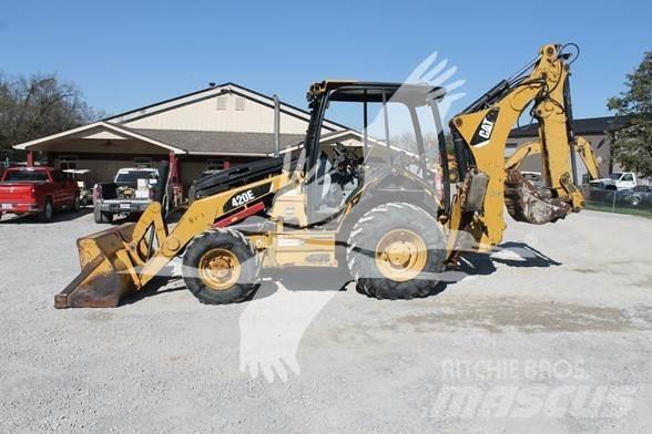 CAT 420E Товарач със заден ексватор