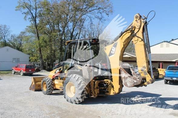 CAT 420E Товарач със заден ексватор