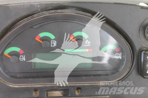 CAT 420F2 Товарач със заден ексватор